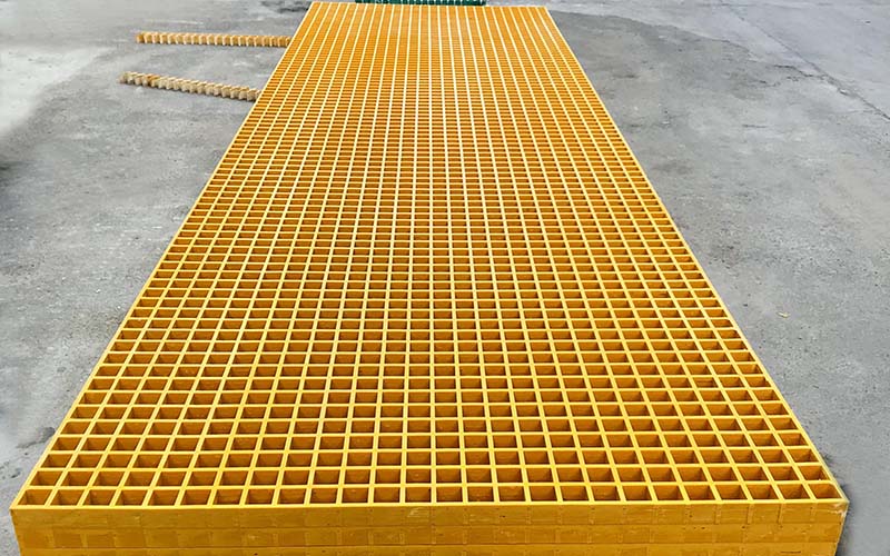 FRP Grating for Stair Treads and Catwalks